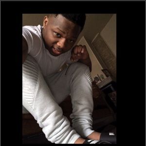 Meet your Posher, Devaughan